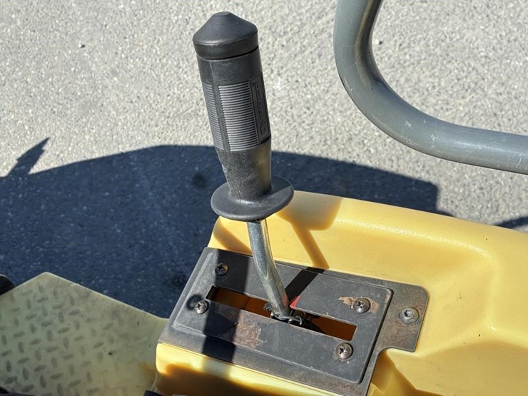 2018-wacker-neuson-rd12a-image-13