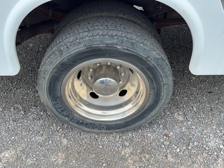 2010-ford-f450-image-6
