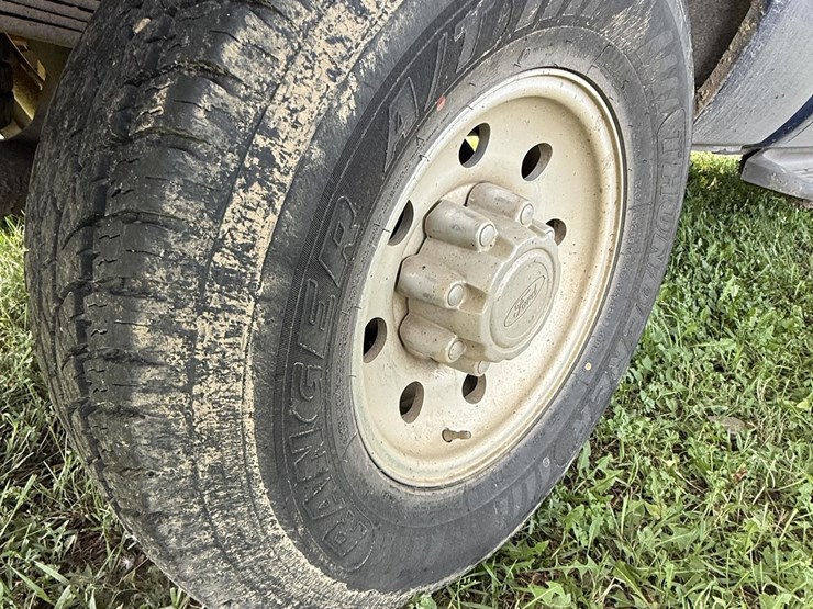 1999-ford-f250-image-16