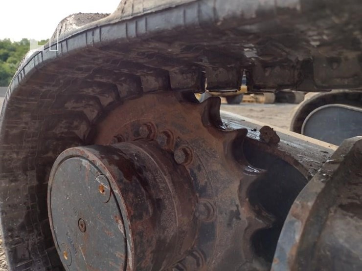 2022-deere-30g-image-36