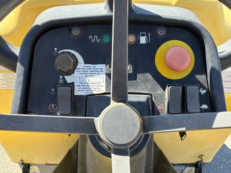 2018-wacker-neuson-rd12a-image-14