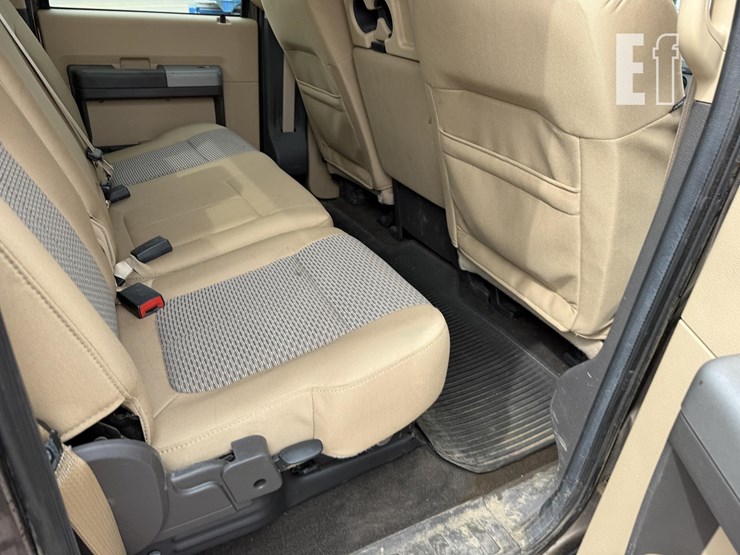 2016-ford-f250-xlt-image-17