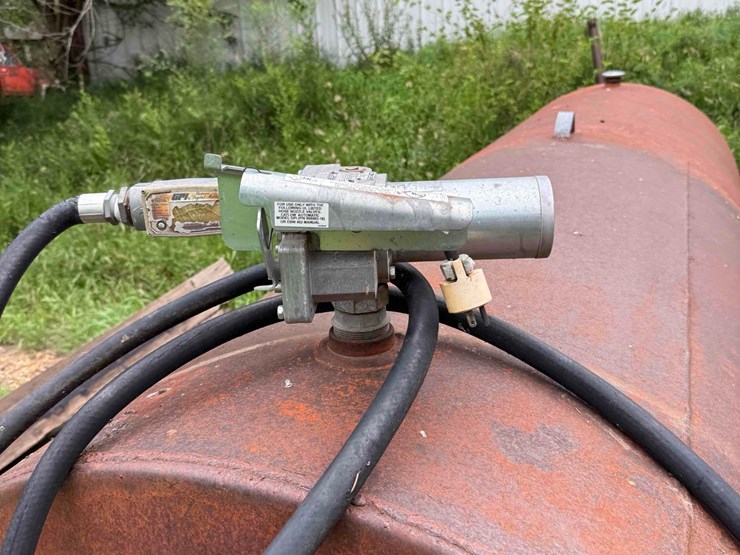 1000-gallon-fuel-barrel-image-9