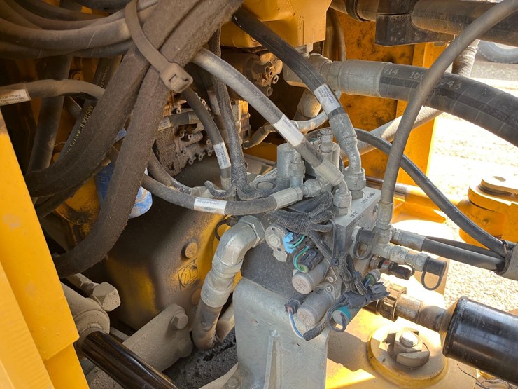 john-deere-644-image-57