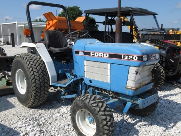 ford-1320-image-1