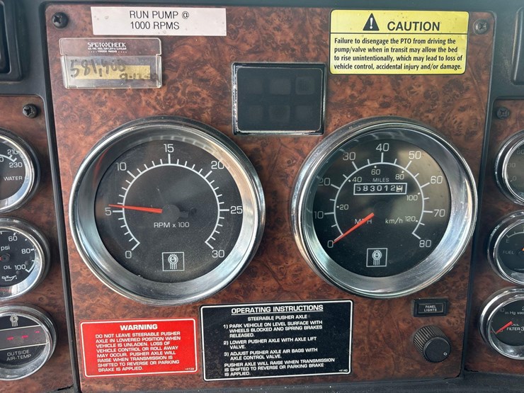 2003-kenworth-t800-image-18