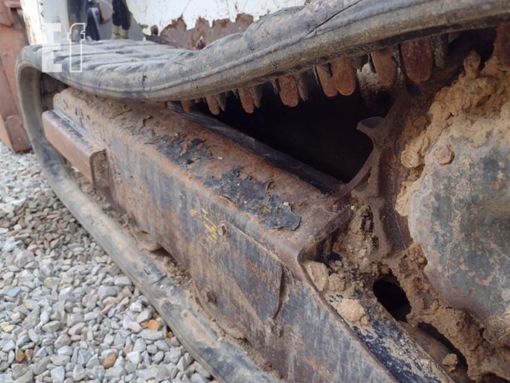 2021-bobcat-t450-image-24