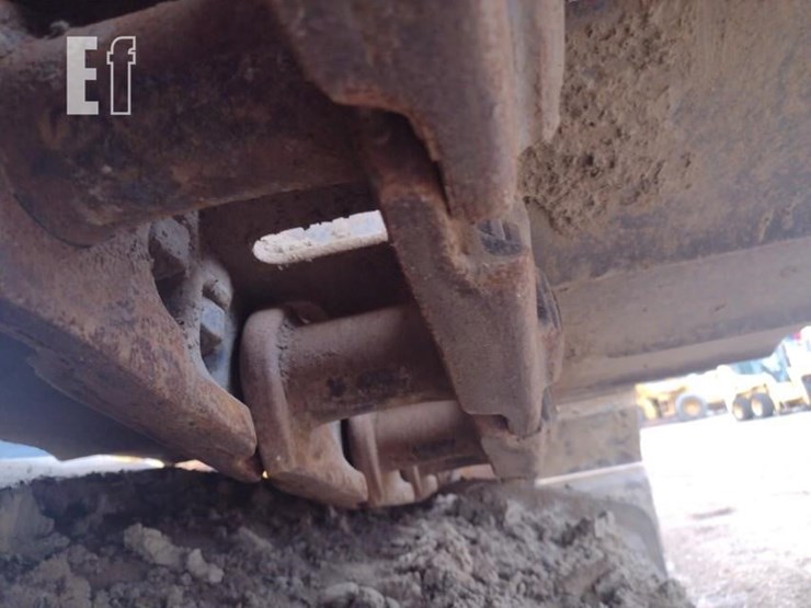 komatsu-pc308-image-40