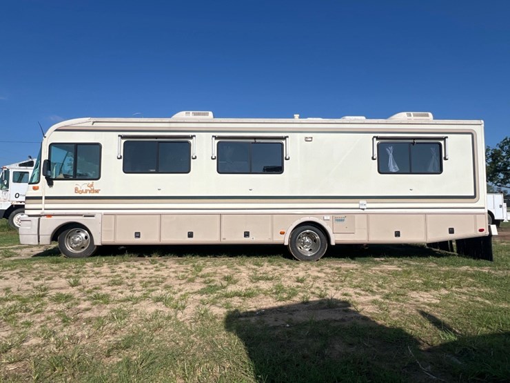 1995-fleetwood-bounder-s/a-motorhome-image-1