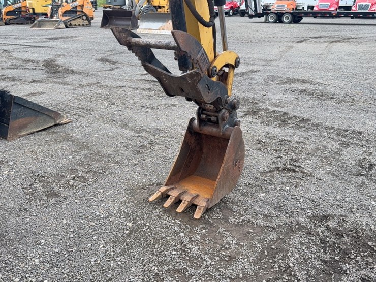 caterpillar-305d-cr-image-4
