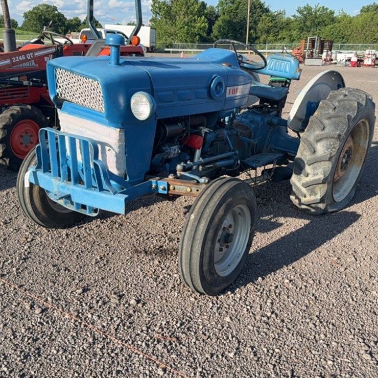 FORD 3000