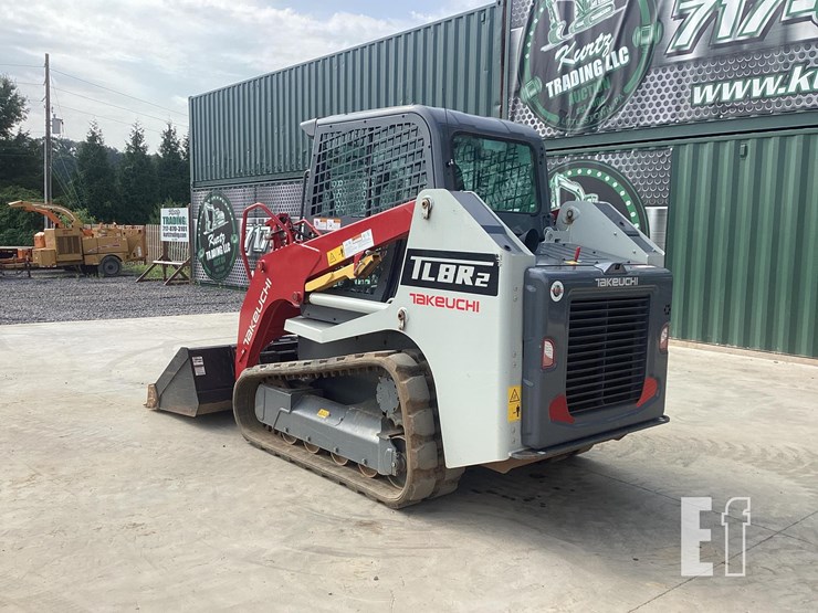 2023-takeuchi-tl8r2-image-2