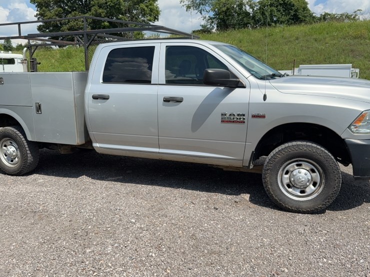 2016-dodge-ram-2500-image-4