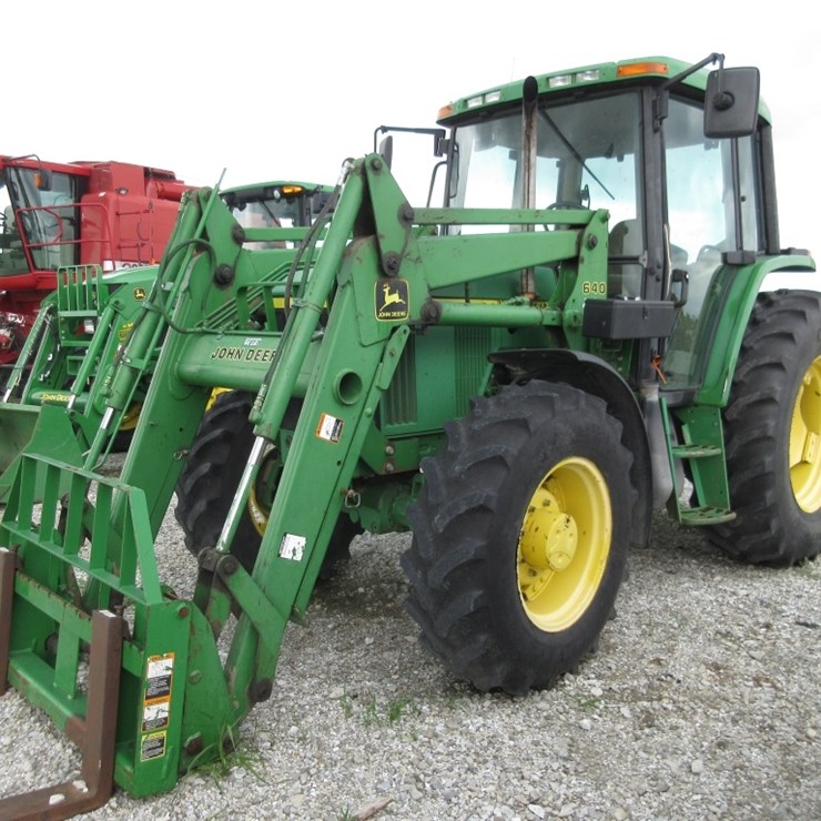 JOHN DEERE 6410