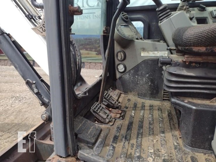 2019-bobcat-e50-image-12