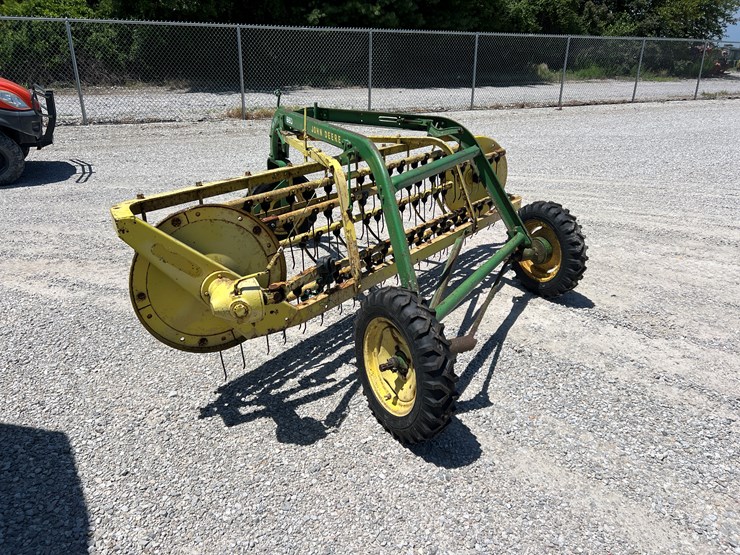 john-deere-660-image-2