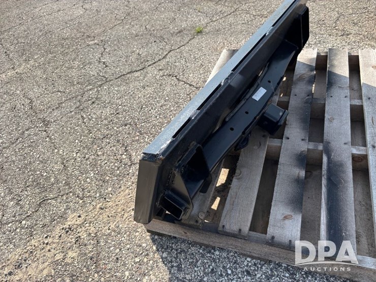 new-receiver-hitch-(dr11935)-image-4