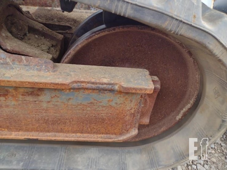 2019-bobcat-t590-image-33