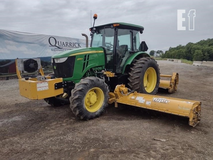 2015-john-deere-6105d-image-45