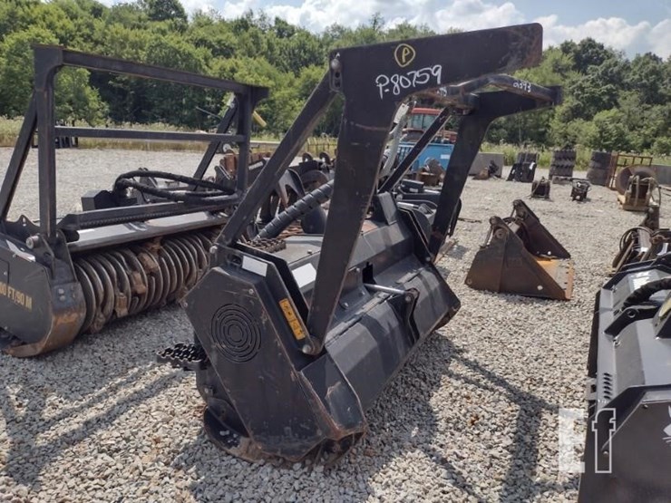cat-hm415b-mulching-head-image-6