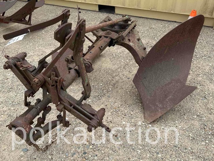john-deere-2-image-2