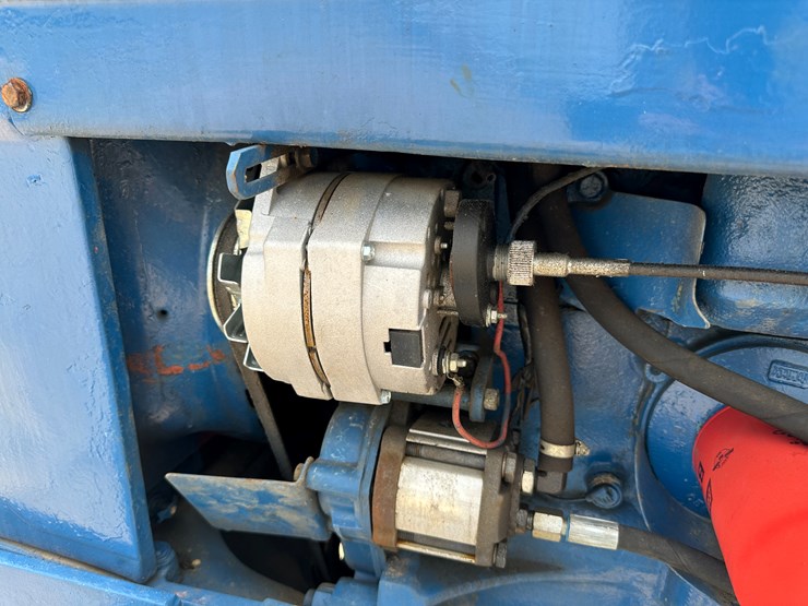 ford-4000-image-31