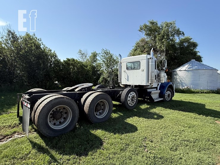 2005-kenworth-w900-image-7