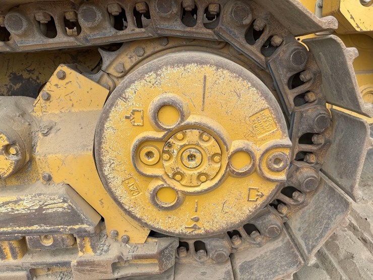 2021-caterpillar-953-image-10
