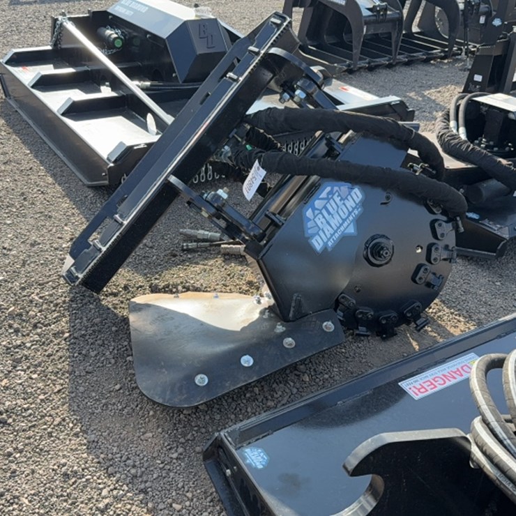 #2065 • BLUE DIAMOND SKID STEER STUMP GRINDER