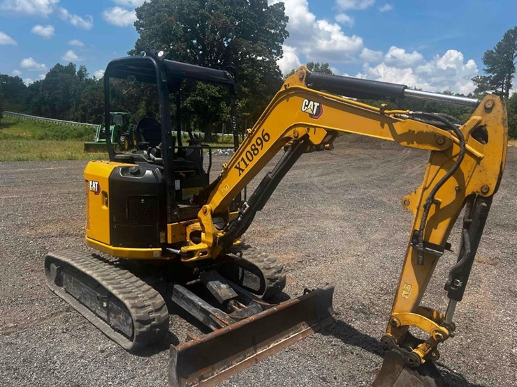 2020-caterpillar-302.7d-image-5