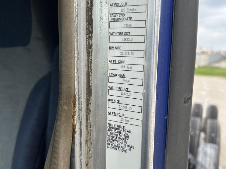 2019-kenworth-t800-image-19