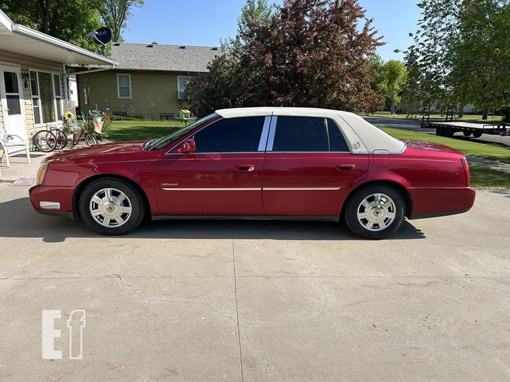 2003-cadillac-deville-image-6