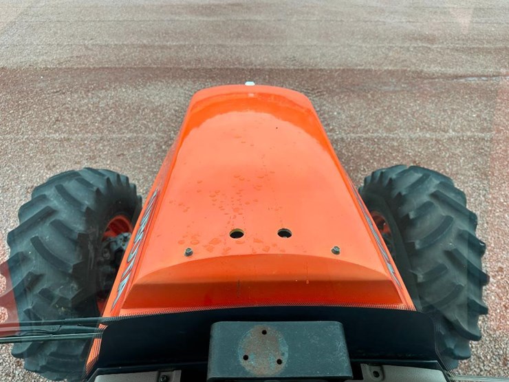 2013-kubota-m126x-image-56
