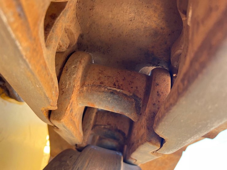 2004-caterpillar-963c-image-18