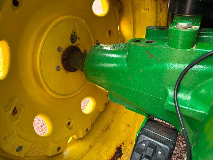 1996-john-deere-7400-image-43