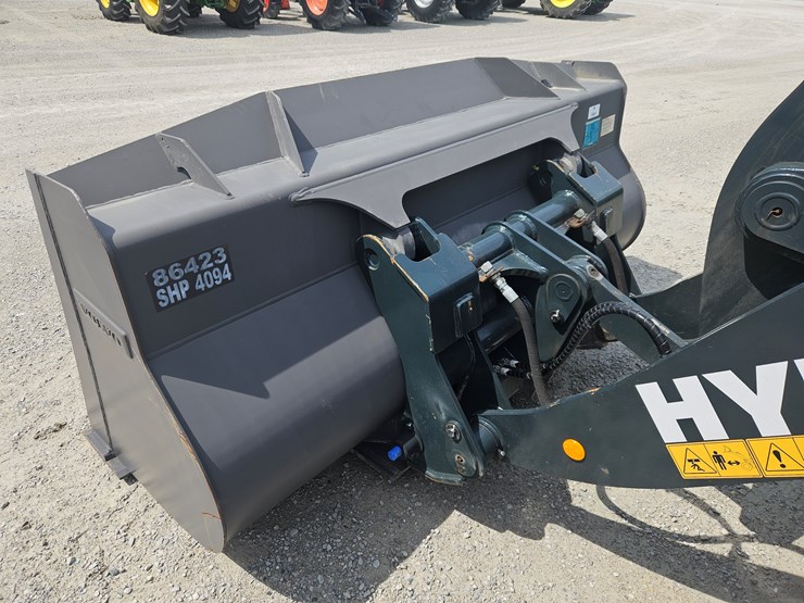 2023-hyundai-hl930a-image-5