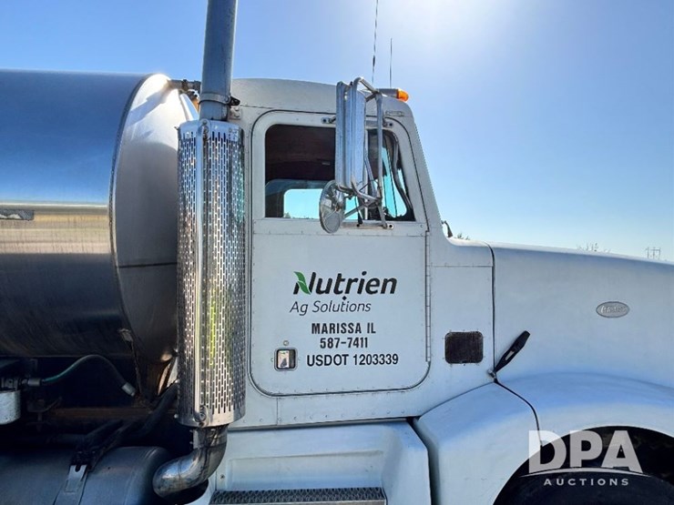 1987-peterbilt-377-image-41