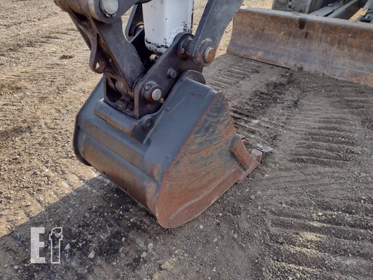 2021-bobcat-e60-image-17