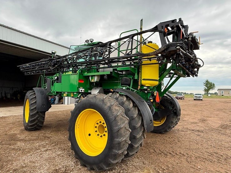 john-deere-4830-image-3