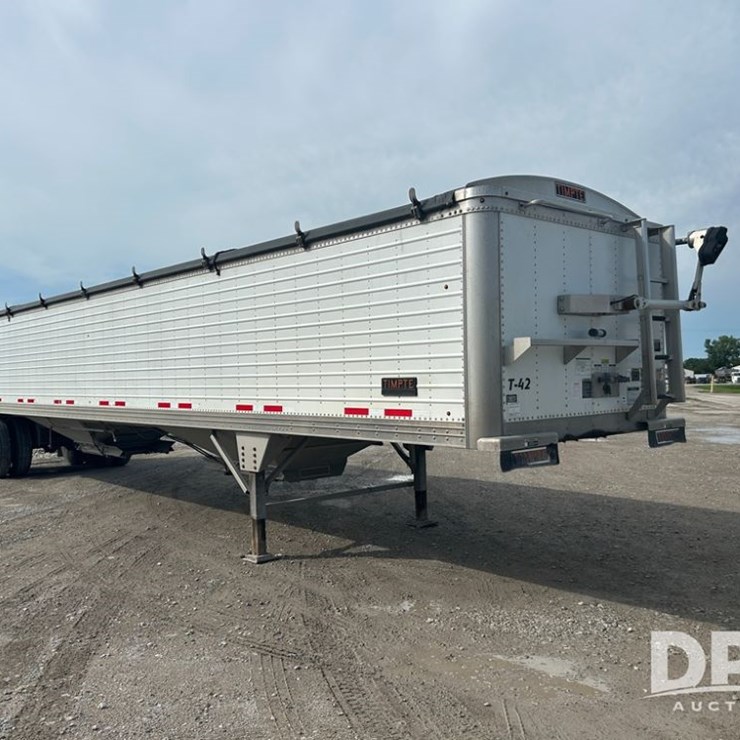 2016 Timpte Grain Hopper (CP0573 Unit T-42)