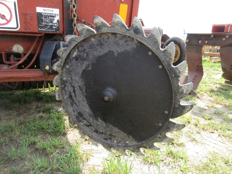 hesston-565t-image-7