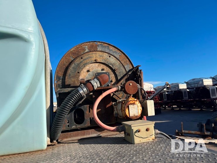 2007-international-durastar-4300-image-47