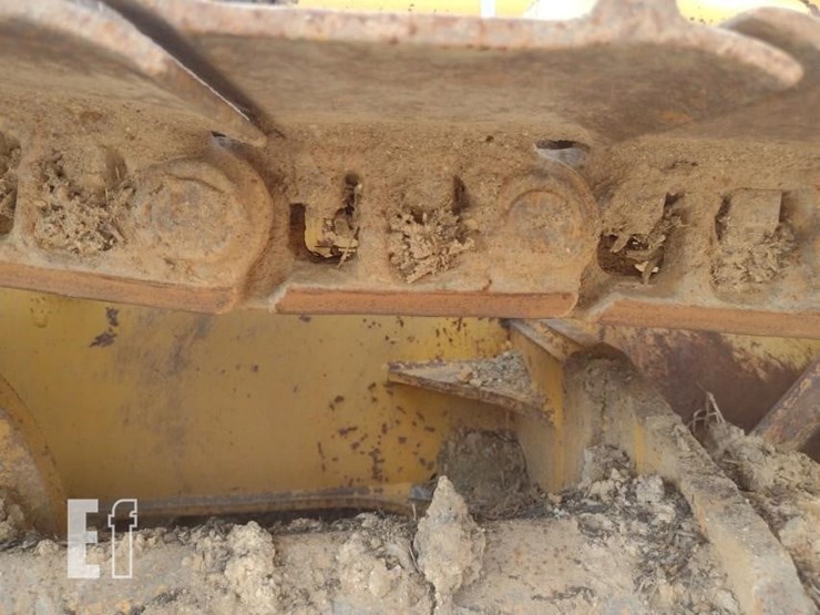 deere-550h-lt-image-34