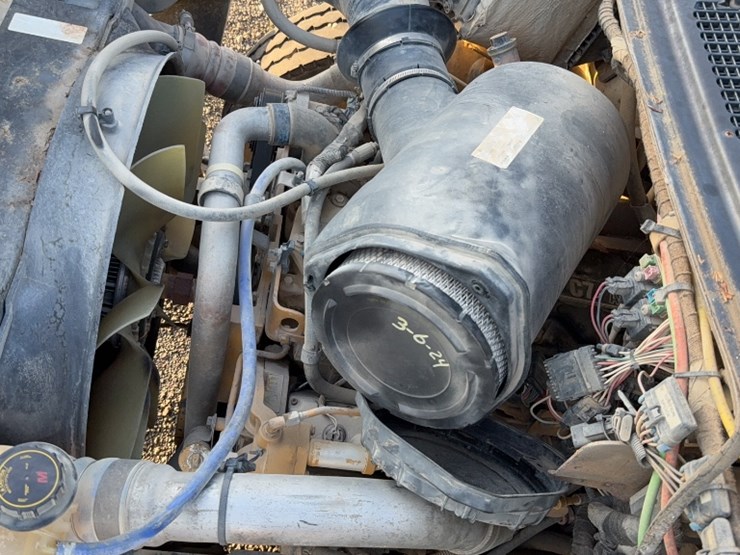 2008-ford-f750-image-24