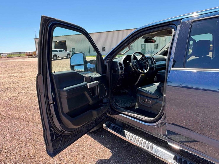 2019-ford-f350-image-28