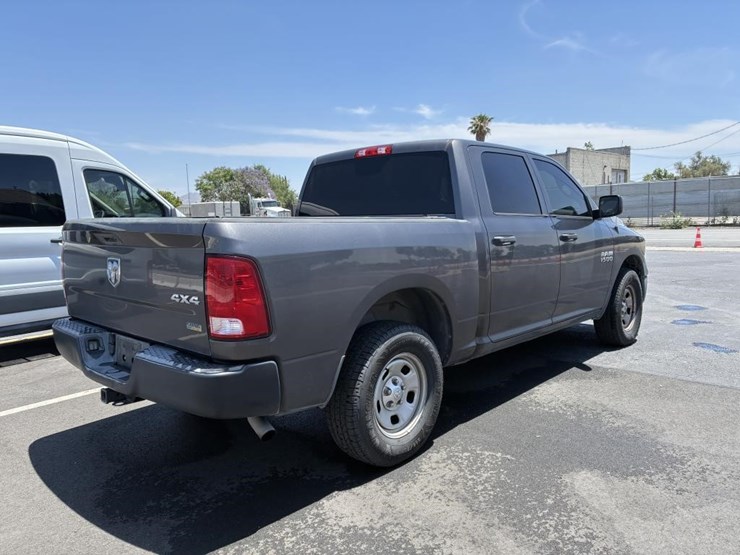 2016-dodge-ram-1500-image-3