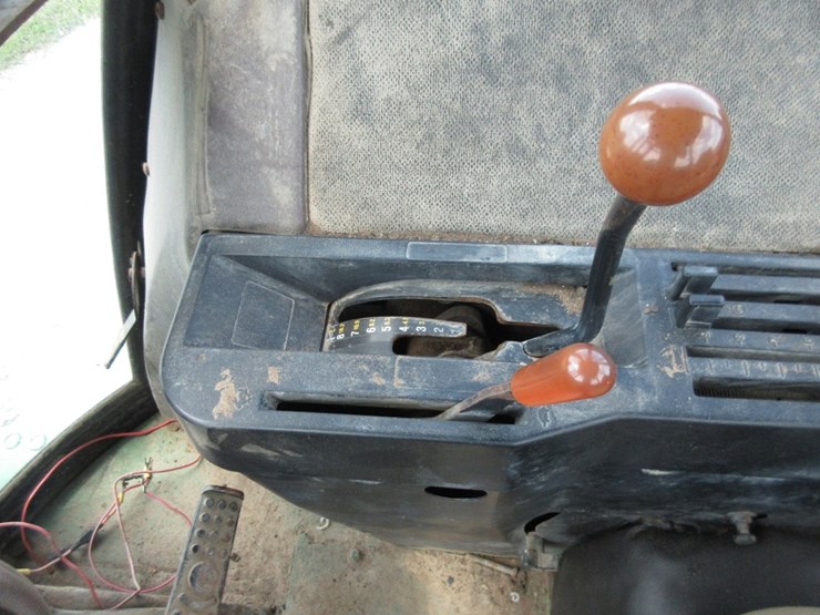 john-deere-4640-image-18