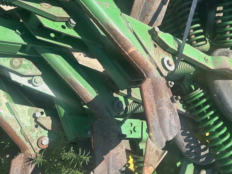 john-deere-36-image-5
