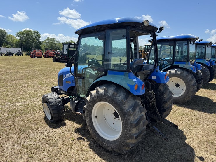 new-holland-boomer-47-image-7