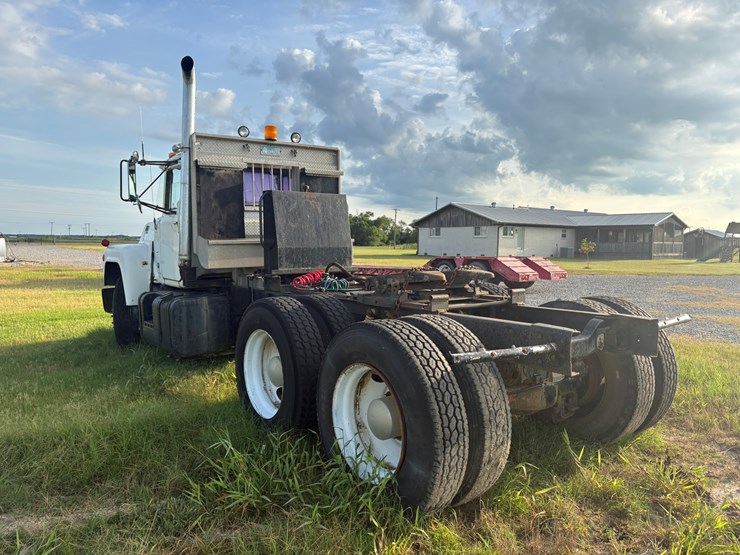 1982-mack-r686-image-5